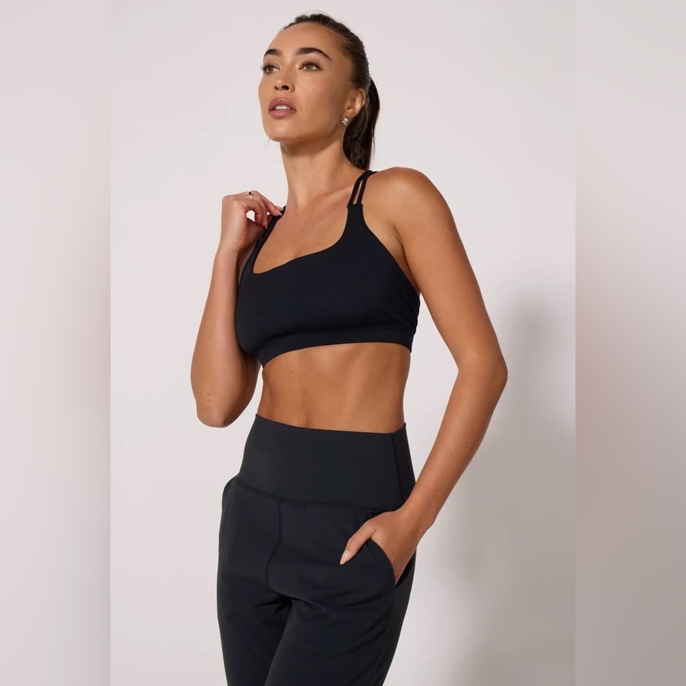 MPG Cloud Strappy Bra